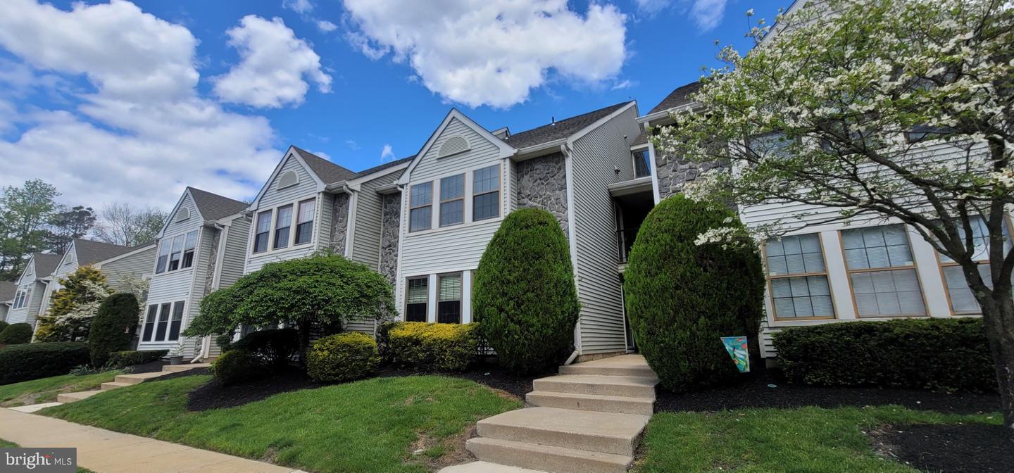 31 Chelmsford Ct, Marlton, NJ 08053 MLS NJBL2048008 Coldwell Banker