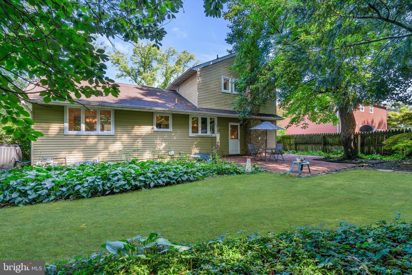 657 Cornwallis Dr, Mount Laurel, NJ 08054 MLS NJBL2048370 Coldwell