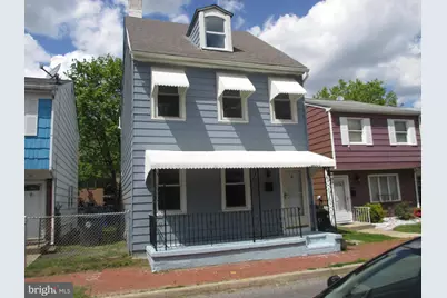 27 W Pearl Street, Burlington, NJ 08016 - Photo 1