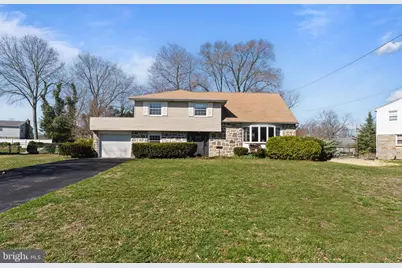 9 Arbor Road, Cinnaminson, NJ 08077 - Photo 1