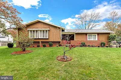 195 Canterbury Road, Mount Laurel, NJ 08054 - Photo 1