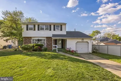 121 Beechwood Avenue, Maple Shade, NJ 08052 - Photo 1