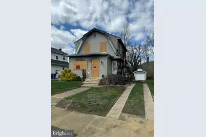 15 E Woodlawn Avenue, Maple Shade, NJ 08052 - Photo 1