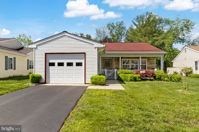 29 Sheffield Place, Southampton, NJ 08088 - Photo 1