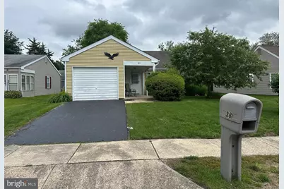 38 Narberth Place, Southampton, NJ 08088 - Photo 1