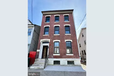 122 E Broad Street, Burlington, NJ 08016 - Photo 1