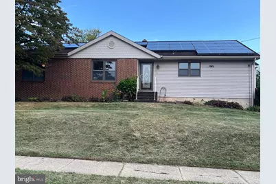 126 E 7th Street, Burlington, NJ 08016 - Photo 1