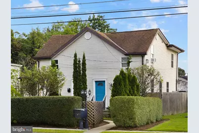 438 W Front Street, Florence, NJ 08518 - Photo 1