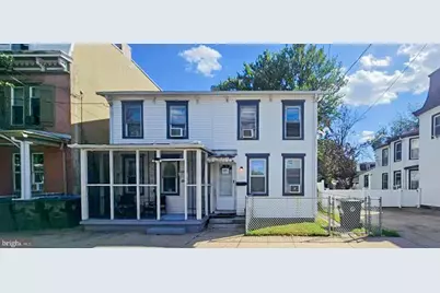 228 W Union Street, Burlington, NJ 08016 - Photo 1