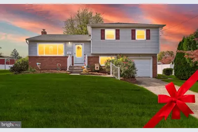 9 Sussex Road, Mount Holly, NJ 08060 - Photo 1