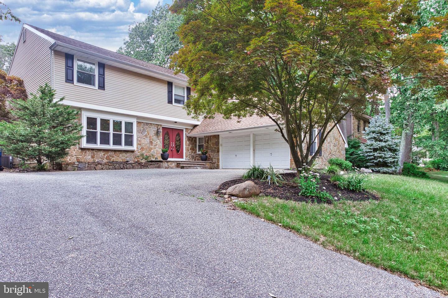 15 Harwood Dr, Voorhees, NJ 08043 MLS NJCD2001614 Coldwell Banker