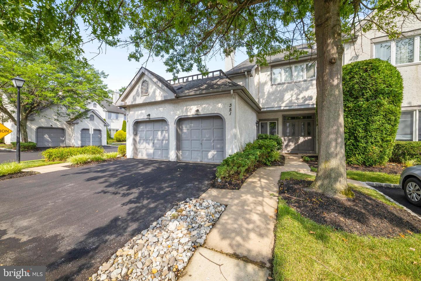 351 Chanticleer Dr, Cherry Hill, NJ 08003 MLS NJCD2002482 Coldwell