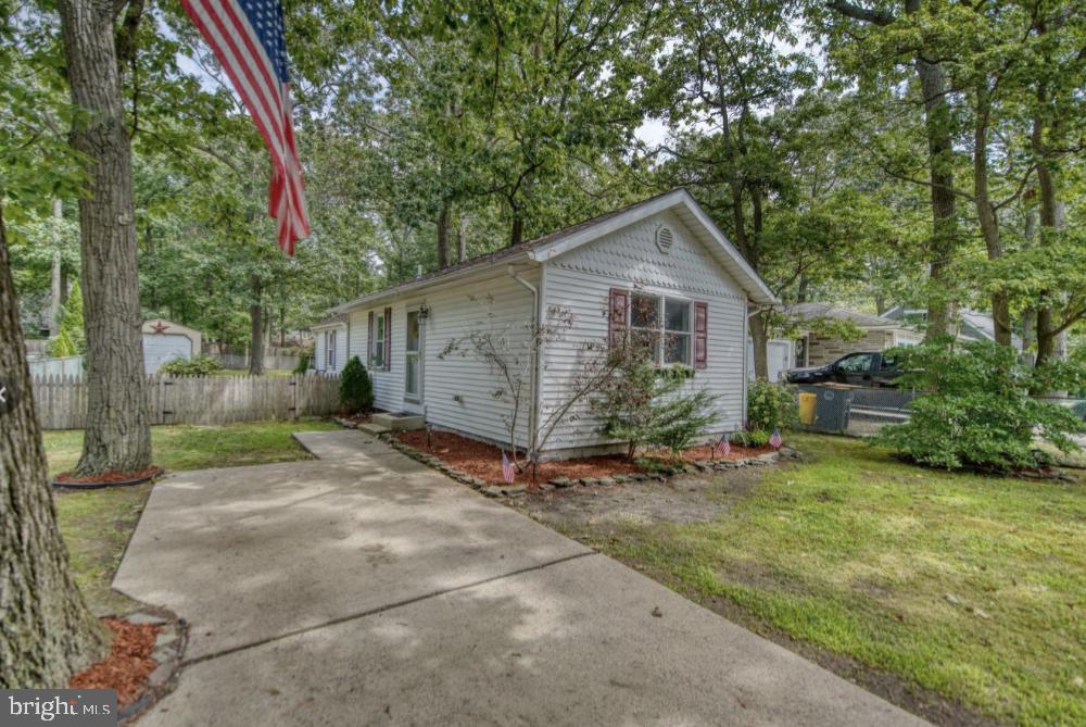 139 W Woodburn Ave, Pine Hill, NJ 08021 MLS NJCD2013048 Coldwell Banker