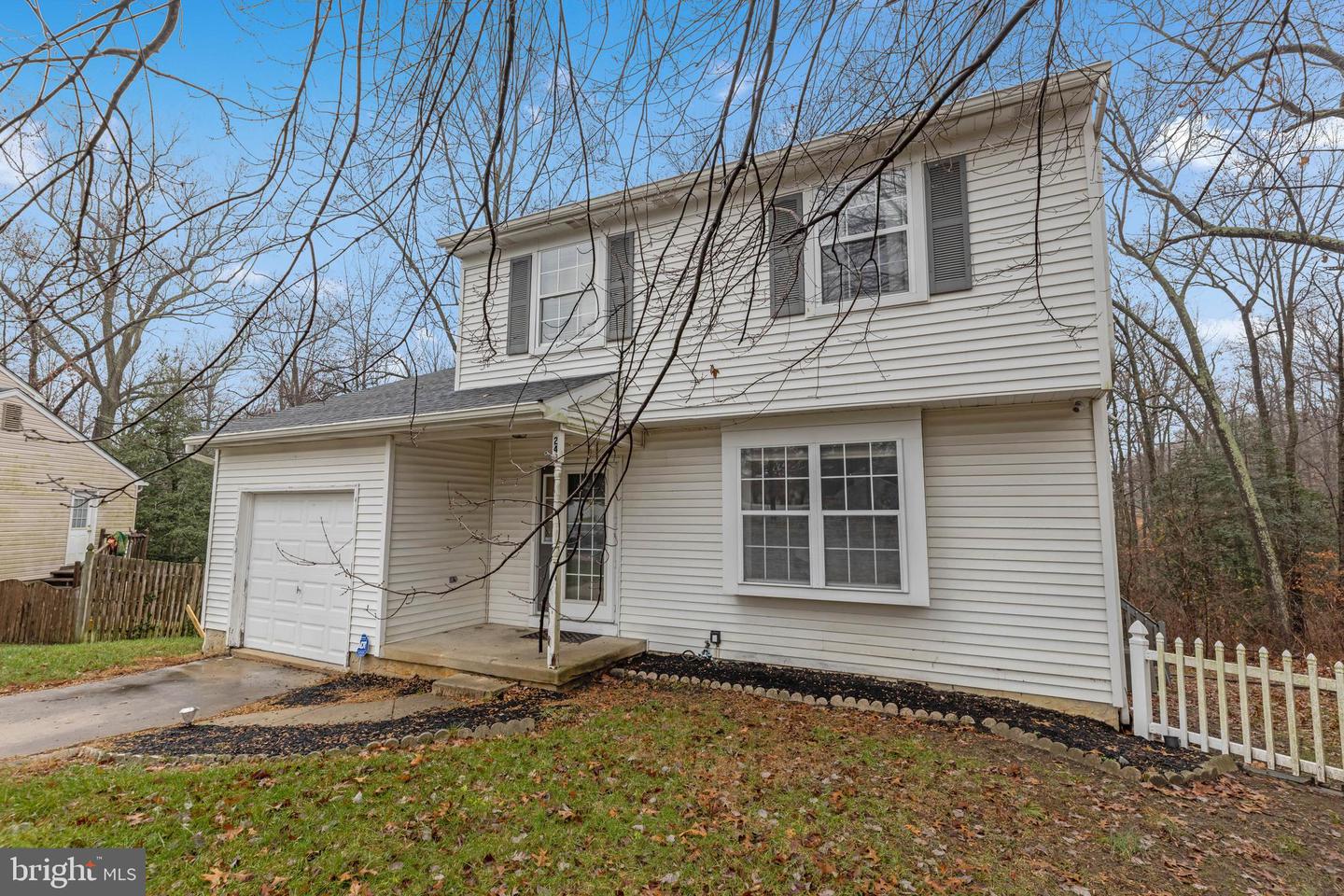 24 Pine Glen Dr, Sicklerville, NJ 08081 MLS NJCD2039482 Coldwell Banker