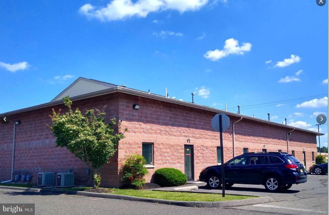 154 Cooper Rd 15011503, Berlin, NJ 08091 MLS NJCD2045292 Coldwell