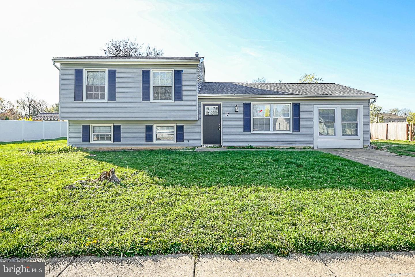 17 Ivy Ln, Sicklerville, NJ 08081 MLS NJCD2045668 Coldwell Banker