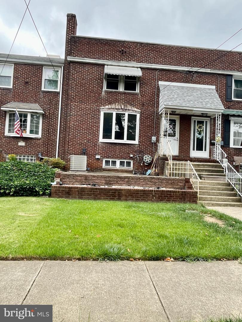 325 Comly Ave, Oaklyn, NJ 08107 MLS NJCD2049956 Coldwell Banker