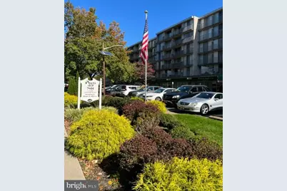 401 Cooper Landing Rd #304 PLAYA DEL SOL, Cherry Hill, NJ 08002 - Photo 1