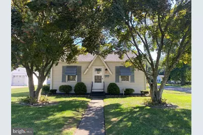 104 E Lake Avenue, Gloucester Township, NJ 08012 - Photo 1