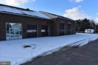 525 Oakland Avenue, Berlin, NJ 08009 - Photo 1