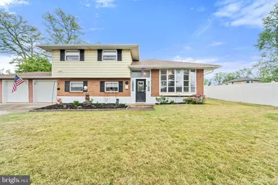 541 E Lake Avenue, Gloucester Township, NJ 08012 - Photo 1