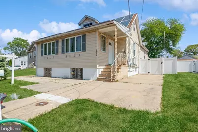 121 W Batten Avenue, Gloucester Township, NJ 08012 - Photo 1