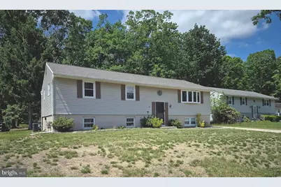 11 Centennial Court, Sicklerville, NJ 08081 - Photo 1