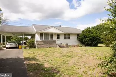 643 S Egg Harbor Road, Hammonton, NJ 08037 - Photo 1