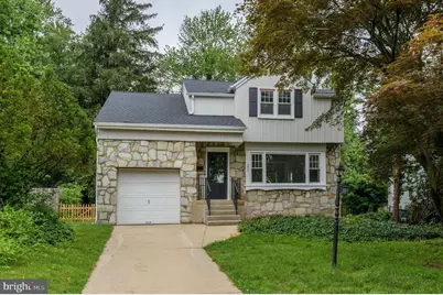 211 N Vineyard Boulevard, Collingswood, NJ 08108 - Photo 1