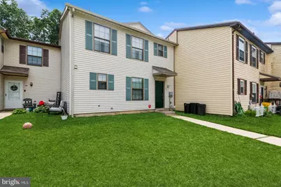 46 Hampshire Road, Sicklerville, NJ 08081 - Photo 1