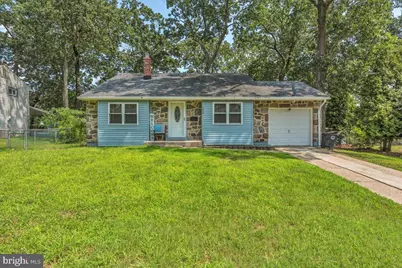209 Sussex Drive, Lindenwold, NJ 08021 - Photo 1
