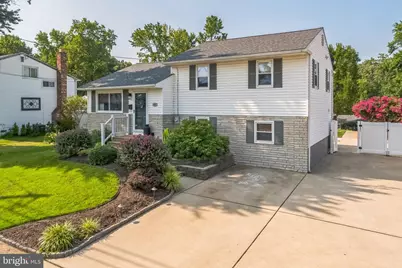 841 W 3rd Avenue, Runnemede, NJ 08078 - Photo 1