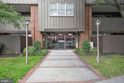 17 Haddonfield Cmns, Haddonfield, NJ 08033 - Photo 1