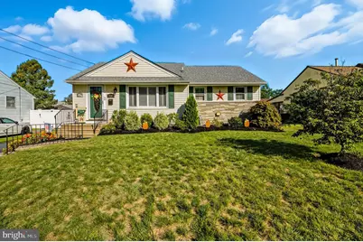 331 Dearborne Avenue, Gloucester Township, NJ 08012 - Photo 1