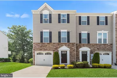 20 Village Green Lane, Sicklerville, NJ 08081 - Photo 1