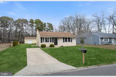 42 W Shellbay Avenue, Cape May, NJ 08210 - Photo 1