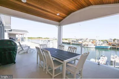 633 W Burk Avenue, Wildwood, NJ 08260 - Photo 1