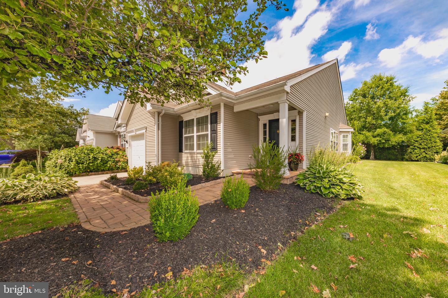 12 Mansion Dr, Swedesboro, NJ 08085 MLS NJGL2003504 Coldwell Banker