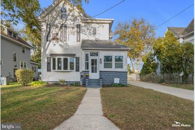223 Highland Avenue - Photo 1