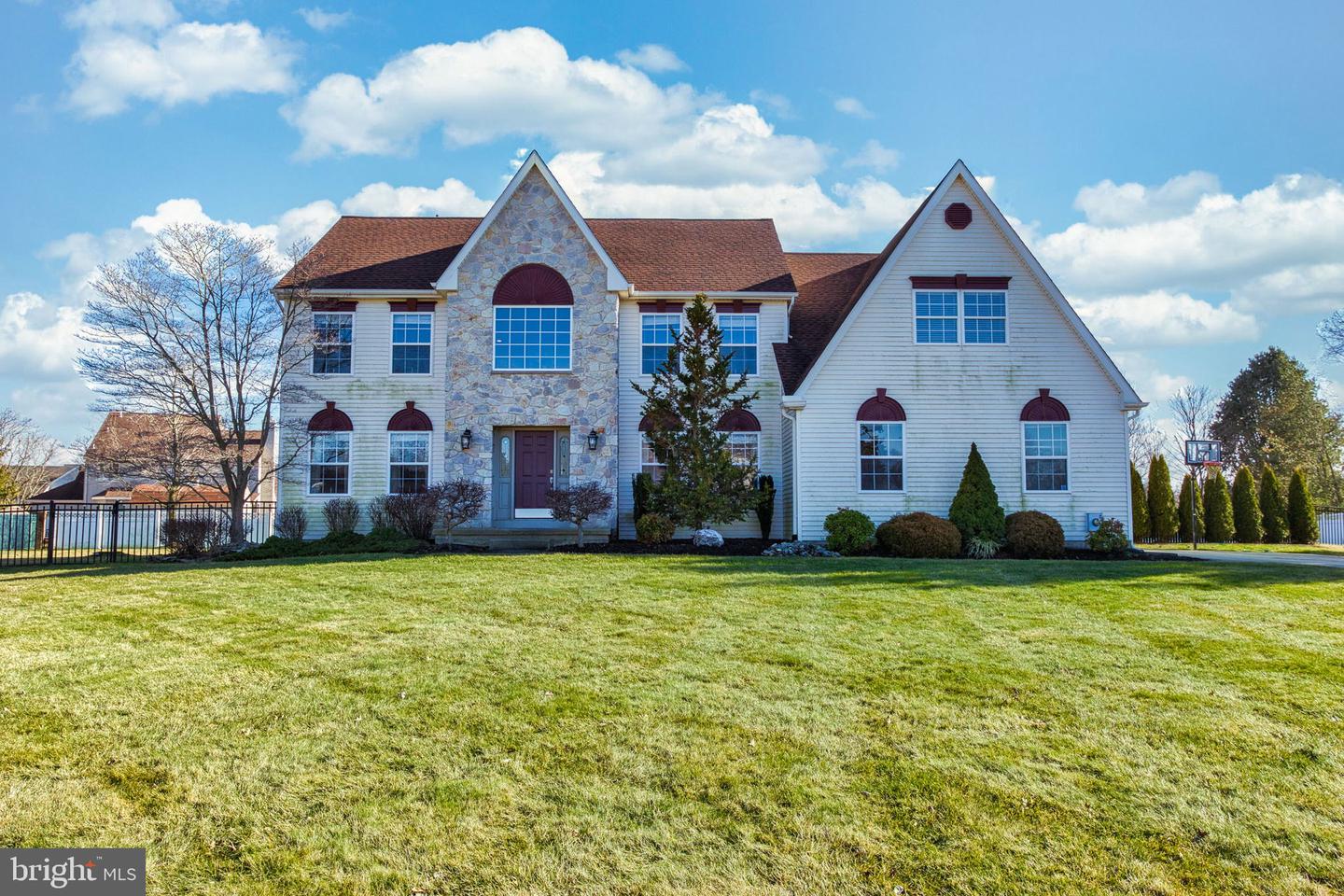 13 Plum Tree Dr, Sewell, NJ 08080 MLS NJGL2011994 Coldwell Banker