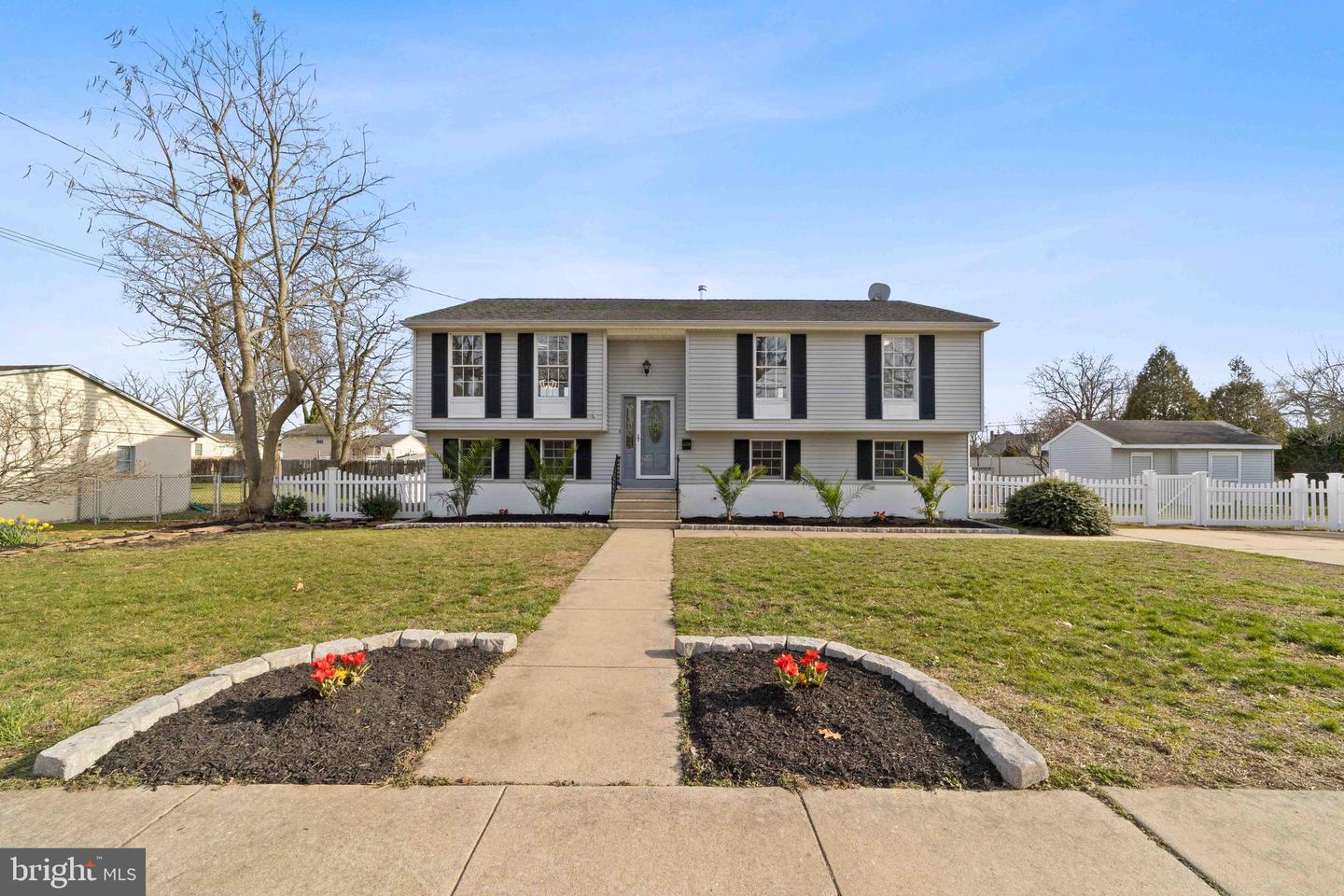 323 W 9th St, West Deptford, NJ 08086 MLS NJGL2027584 Coldwell Banker