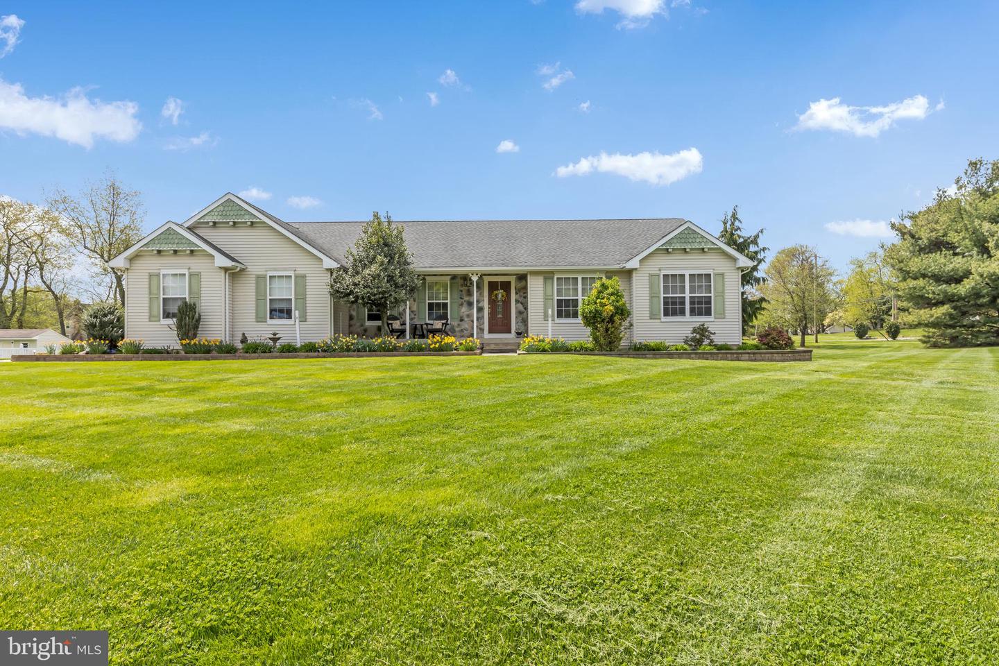 1 S Branch Ct, Harrison Township, NJ 08062 MLS NJGL2028304 Coldwell