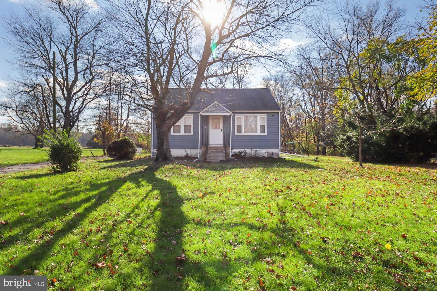 28 E Lake Rd, Pilesgrove, NJ 08098 MLS NJSA2005908 Coldwell Banker