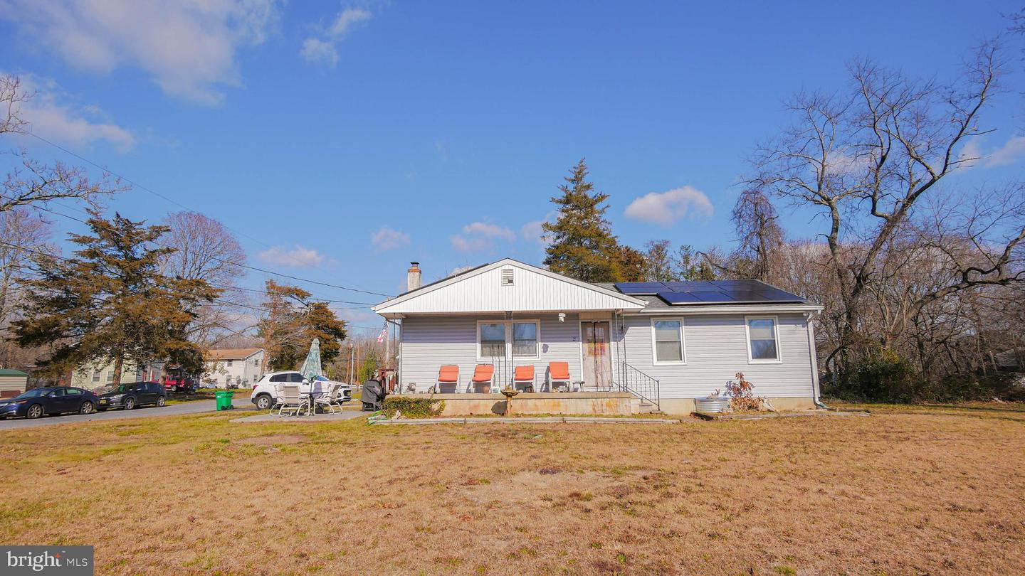 18 Harrison St, Elmer, NJ 08318 MLS NJSA2006408 Coldwell Banker