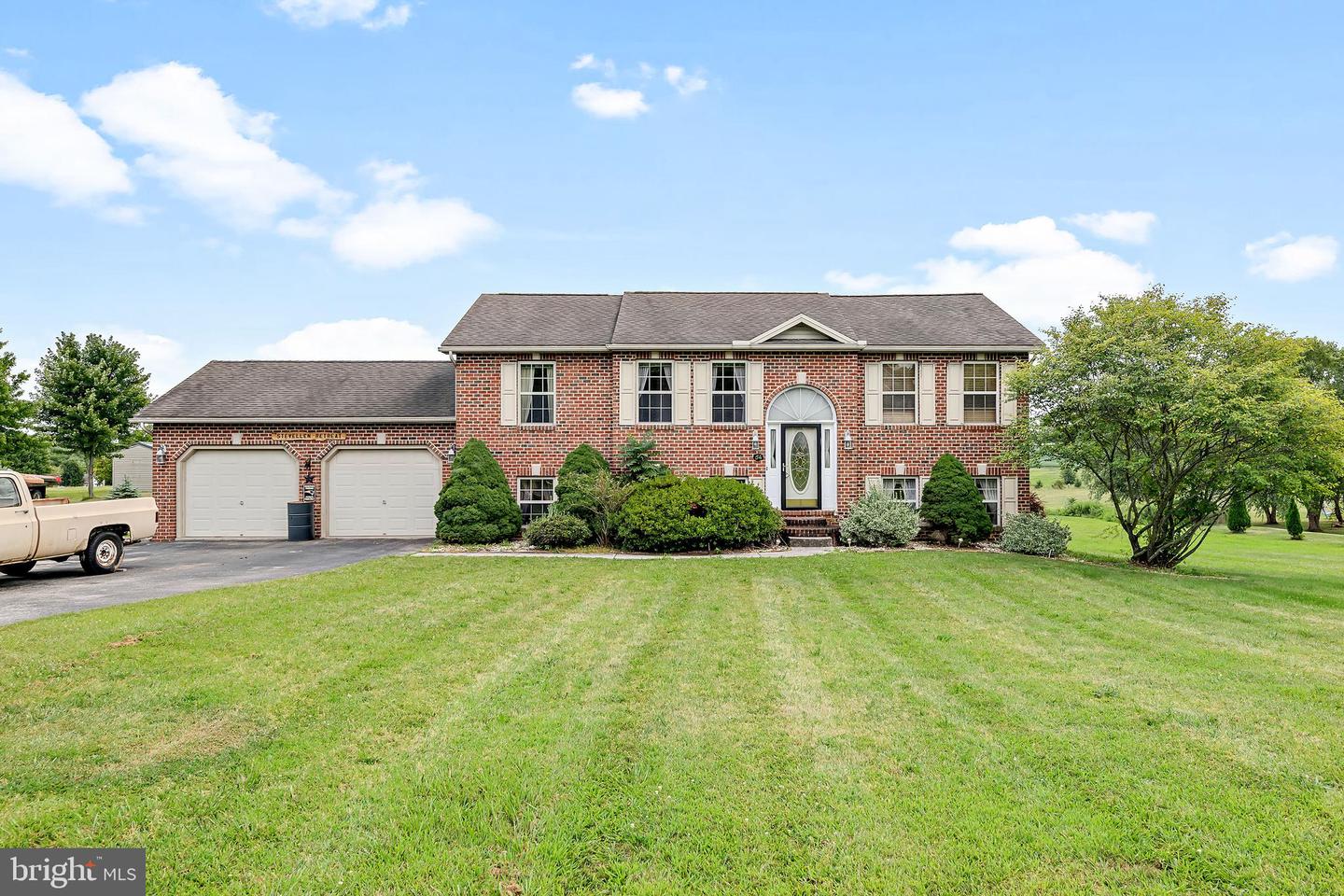 64 N Pheasant Way, Abbottstown, PA 17301 MLS PAAD2006436 Coldwell