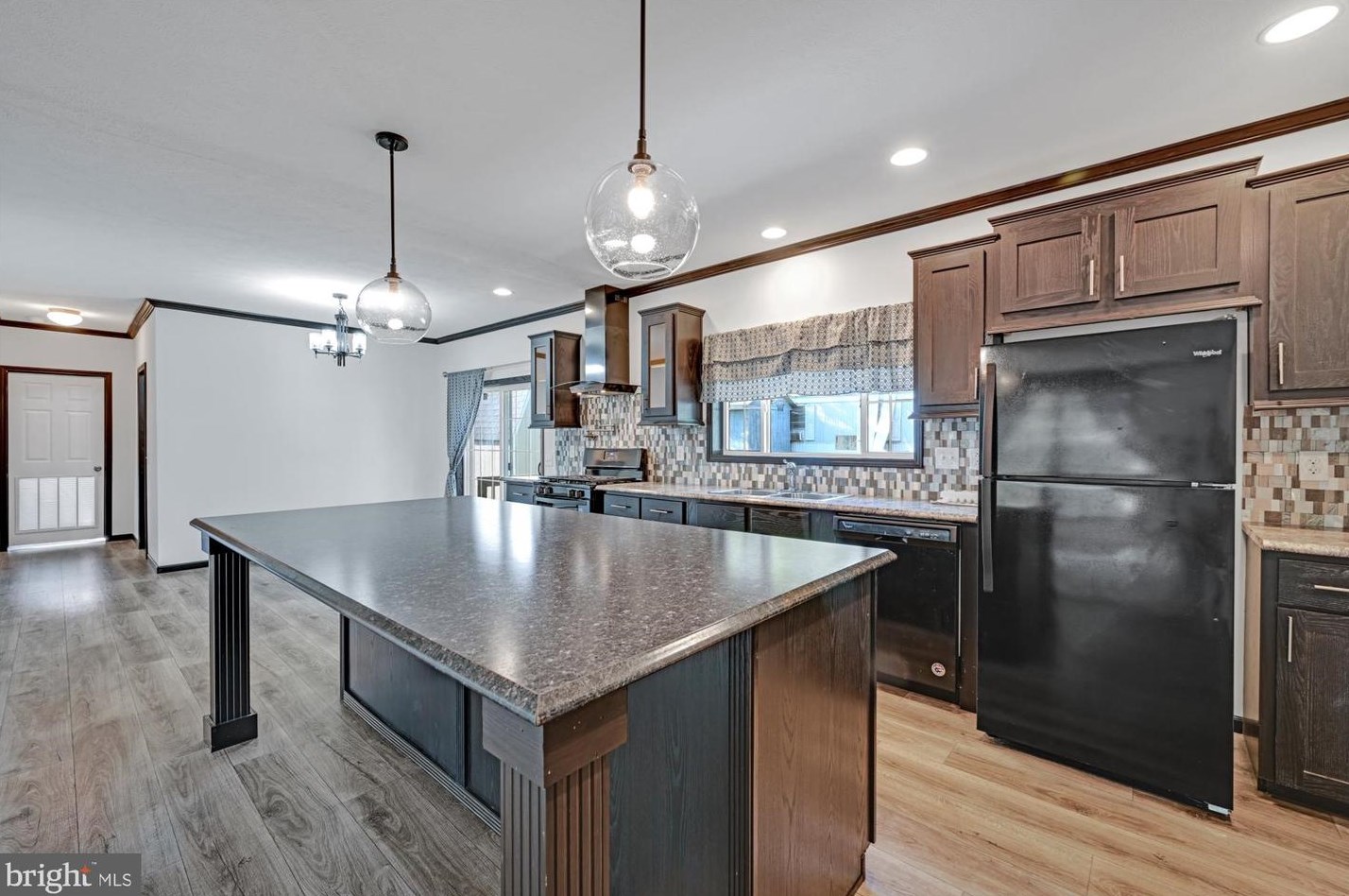 513 Bulletway, Abbottstown PA  17301-9604 exterior