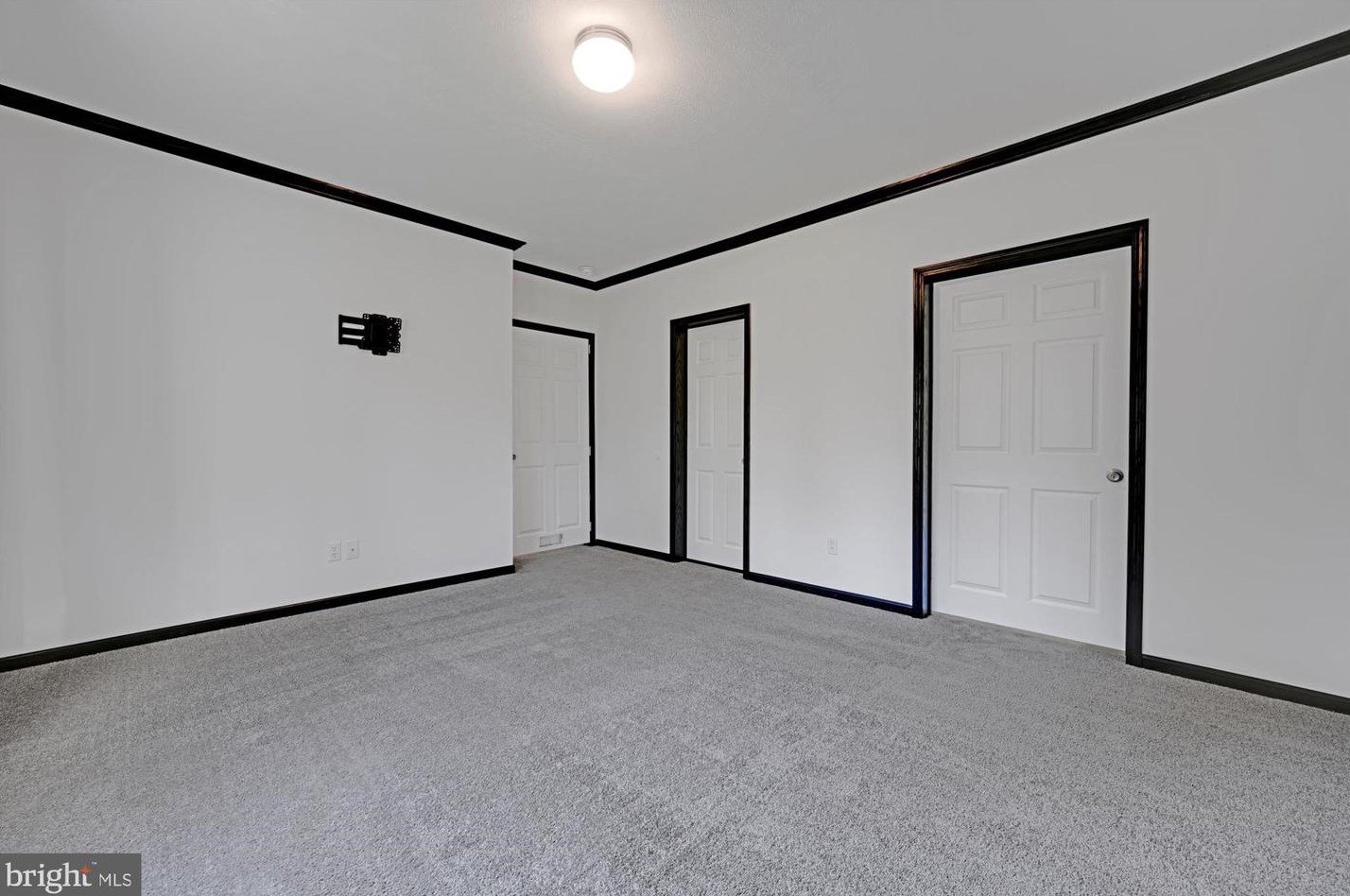 513 Bulletway, Abbottstown PA  17301-9604 exterior