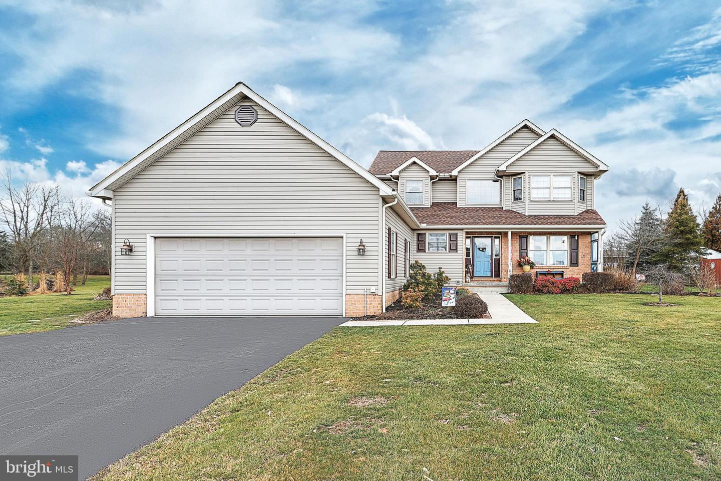 90 Highland Ave, Abbottstown, PA 17301 MLS PAAD2007894 Coldwell Banker