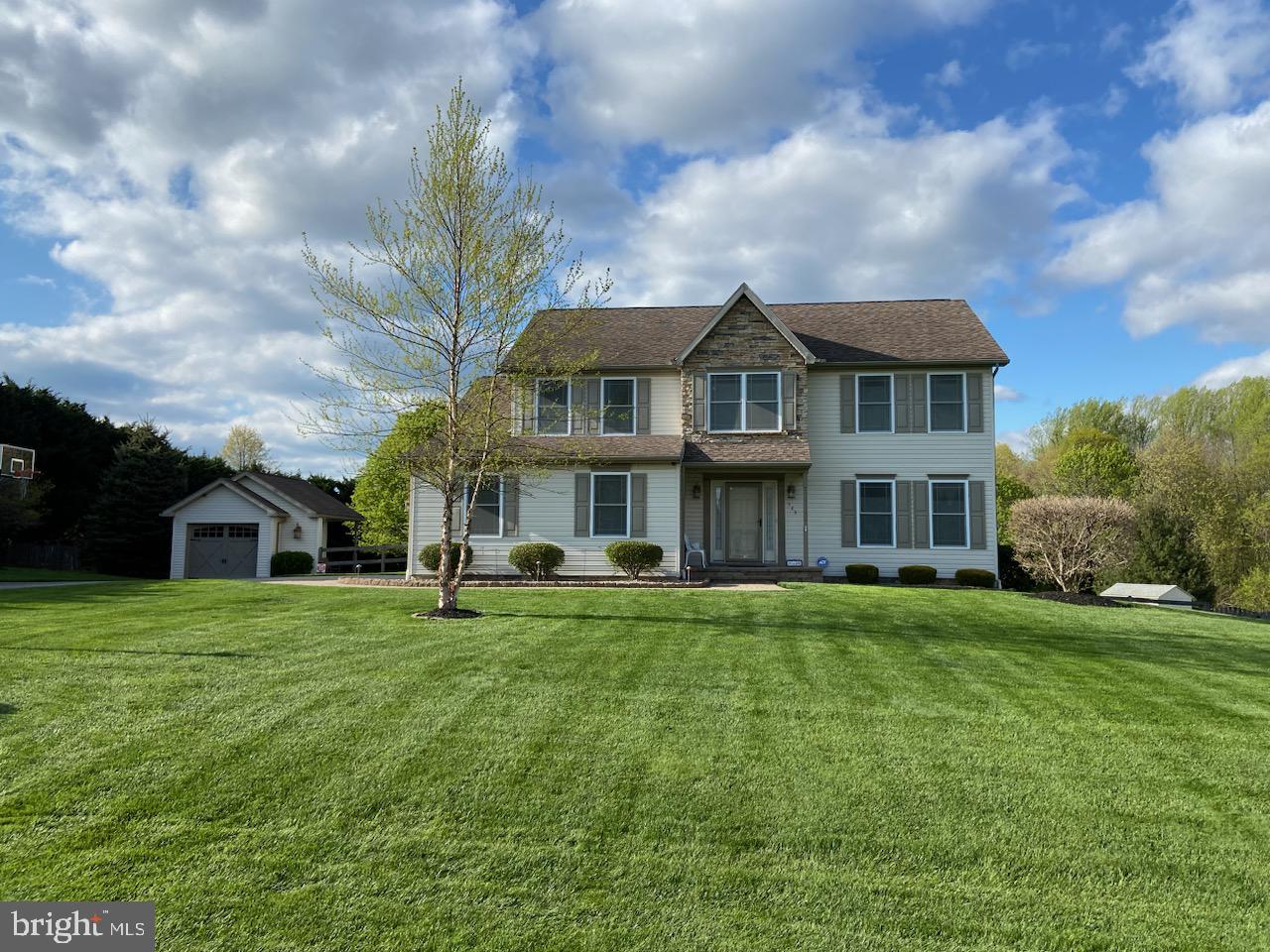 125 E Summit Dr, Littlestown, PA 17340 MLS PAAD2008000 Coldwell Banker