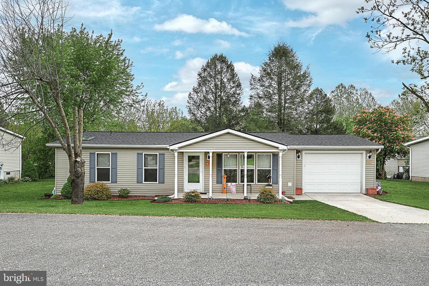 337 Crystal Creek Crossing, Abbottstown, PA 17301 MLS PAAD2008936